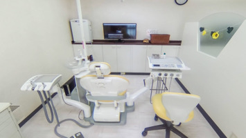 茂原デンタルクリニックの歯科衛生士のVR画像